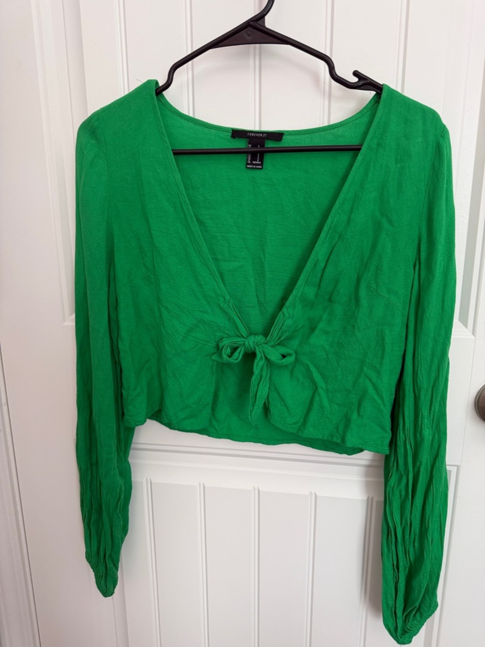 Forever 21 Tie-Front Long Sleeve Crop Top